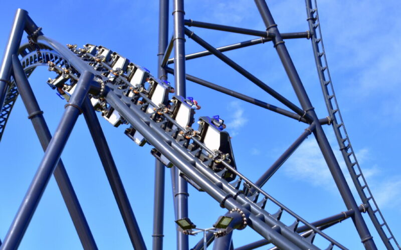 rollercoaster, energylandia, rodzinny park rozrywki w Zatorze